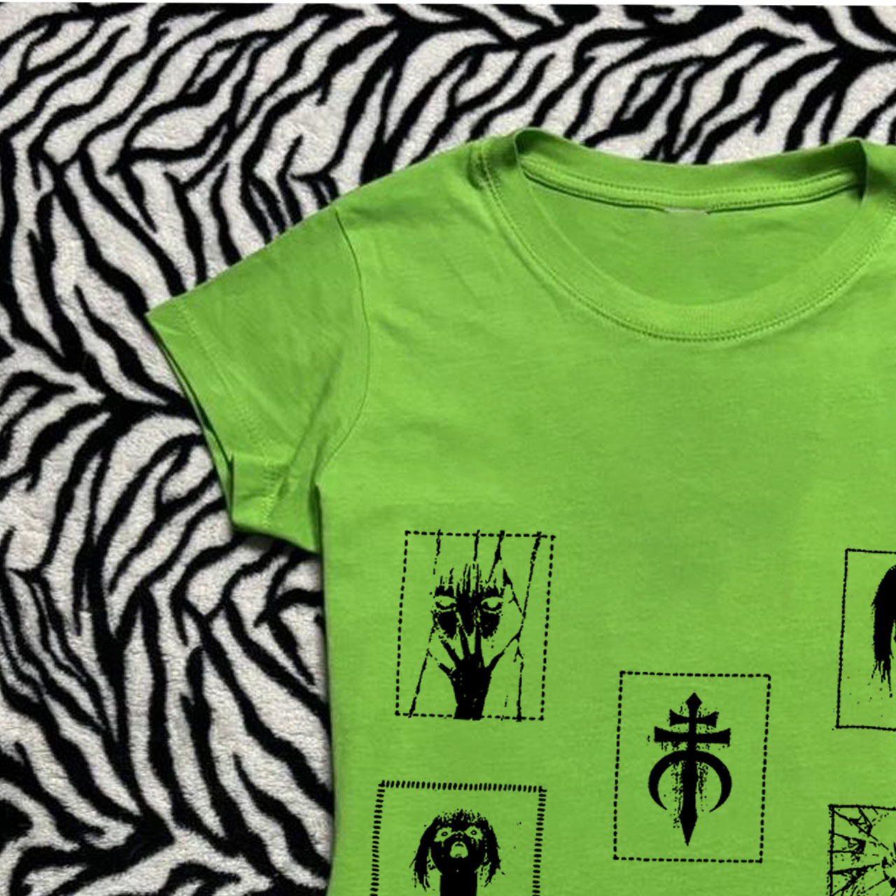 Винтажный укороченный топ для  – обзор и цена Y2K Graphic Baby Tee Crop